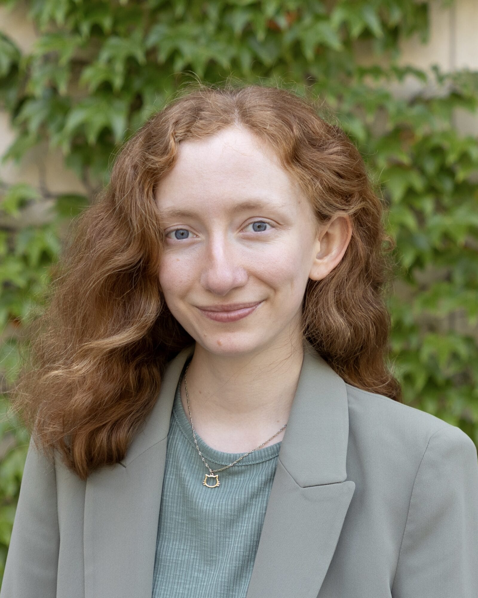Headshot of Fiona Maxwell against an ivy backdrop